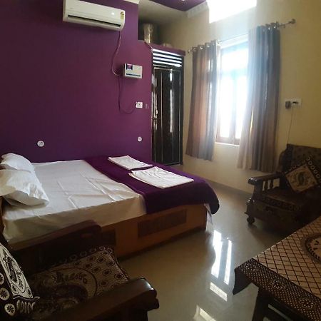 Shree Ram Homestay Orchha Esterno foto