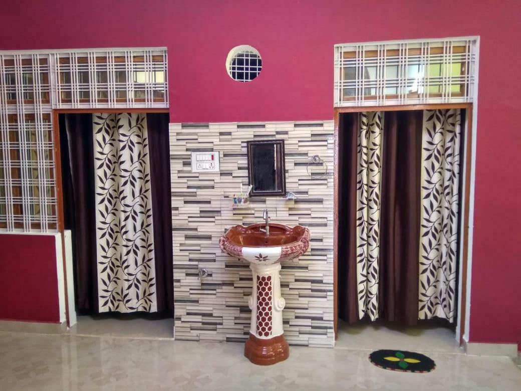 Shree Ram Homestay Orchha Esterno foto