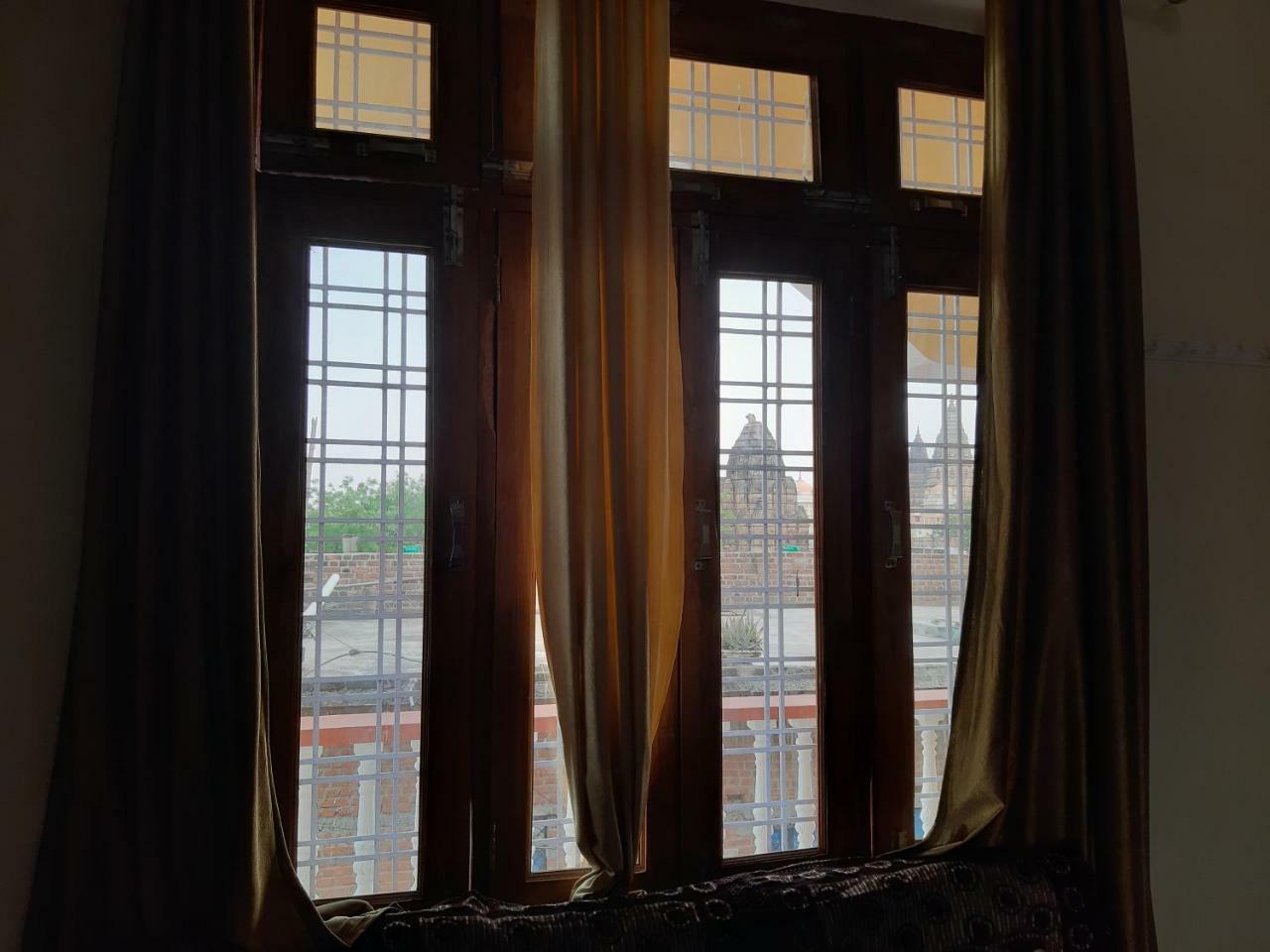 Shree Ram Homestay Orchha Esterno foto