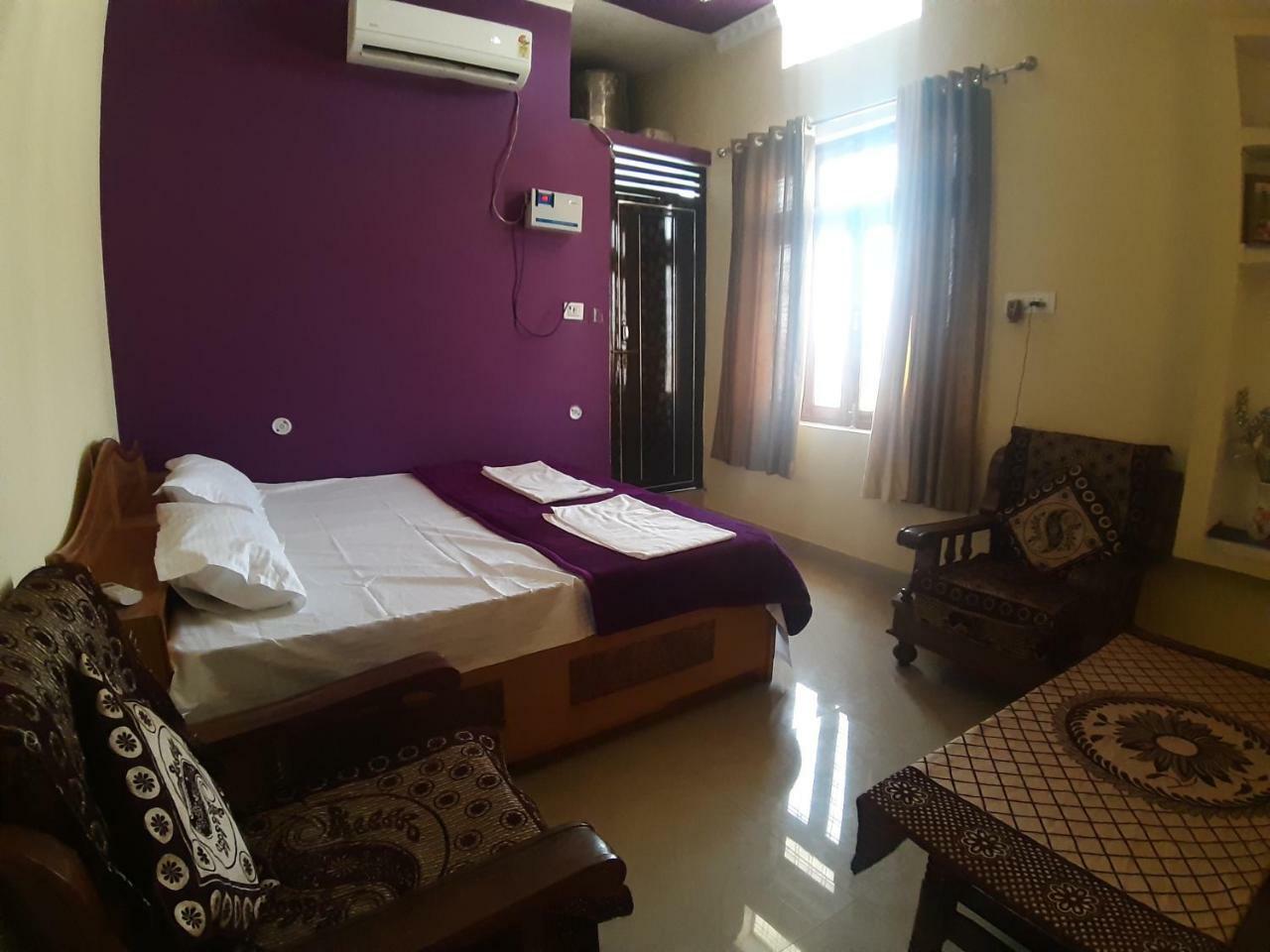 Shree Ram Homestay Orchha Esterno foto