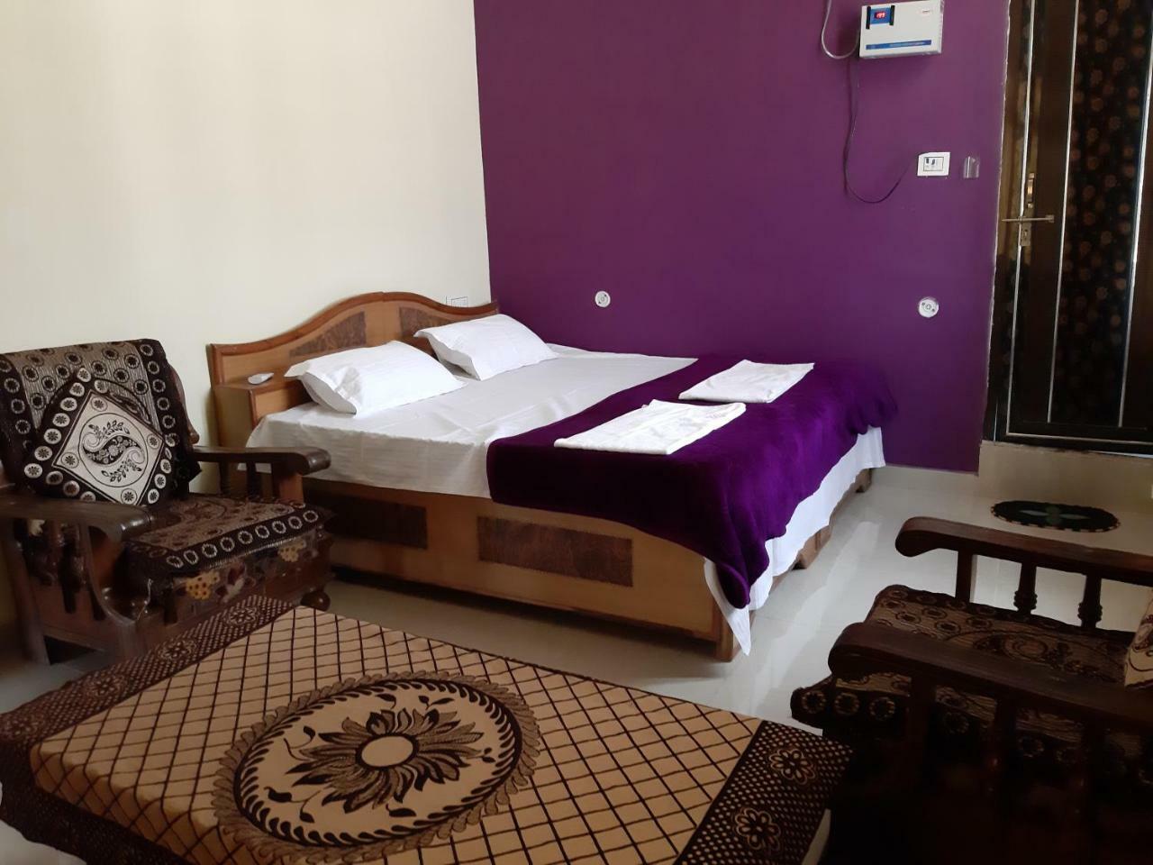 Shree Ram Homestay Orchha Esterno foto