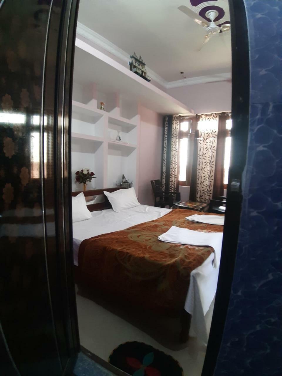 Shree Ram Homestay Orchha Esterno foto